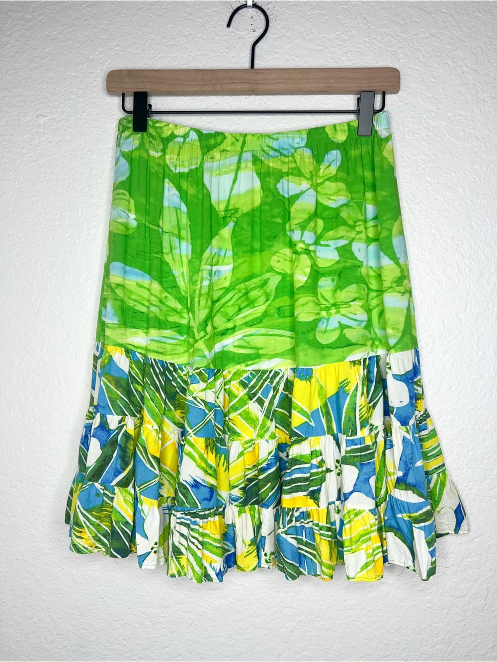 Jams World Seagrass Green Floral Tiered Skirt Tropical size Medium